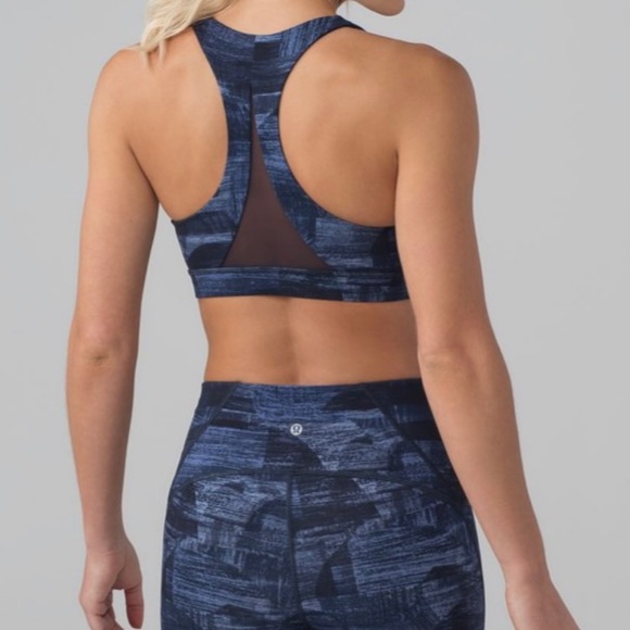 lululemon athletica Tops - Lululemon Invigorate Bra